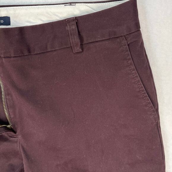 Lands' End Women Sz 10 Burgundy Mid Rise Flat Front Straight Fit 2 Chino Pant - Picture 8 of 9